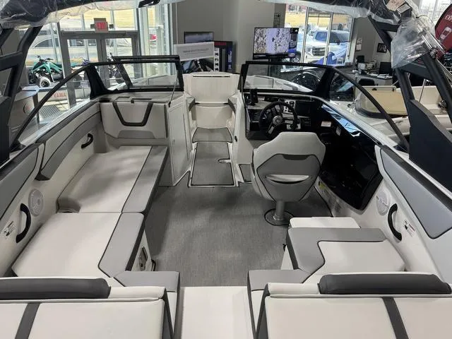 Slide: The Image of Yamaha AR220 2025 - 6