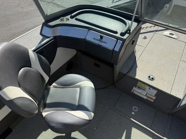 Slide: The Image of Alumacraft Trophy 185 2013 - 11