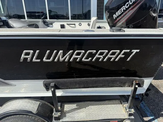 Slide: The Image of Alumacraft Trophy 185 2013 - 3