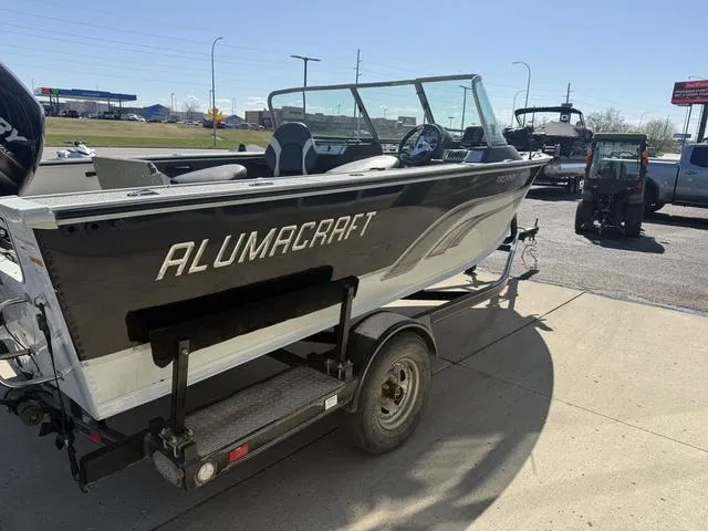 Slide: The Image of Alumacraft Trophy 185 2013 - 5