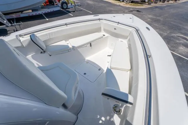 Slide: The Image of Sea Pro 262 Center Console 2025 - 18