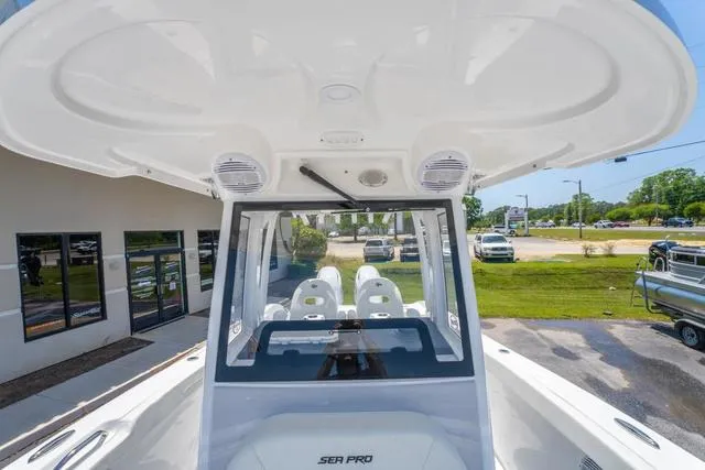 Slide: The Image of Sea Pro 262 Center Console 2025 - 20