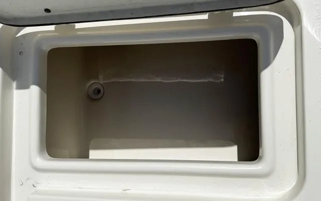 Slide: The Image of Bulls Bay 2200 CC 2025 - 16