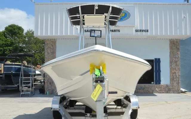 Slide: The Image of Bulls Bay 2200 CC 2025 - 2