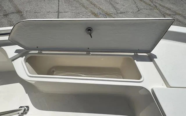 Slide: The Image of Bulls Bay 2200 CC 2025 - 26