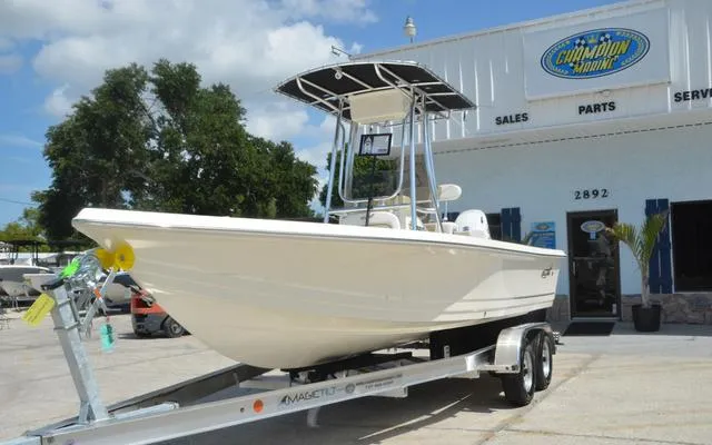 Slide: The Image of Bulls Bay 2200 CC 2025 - 3