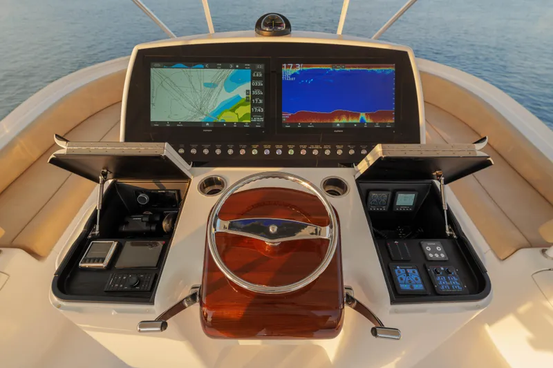 Slide: The Image of Viking 54 Salty Dog - Flybridge Helm Station - 28
