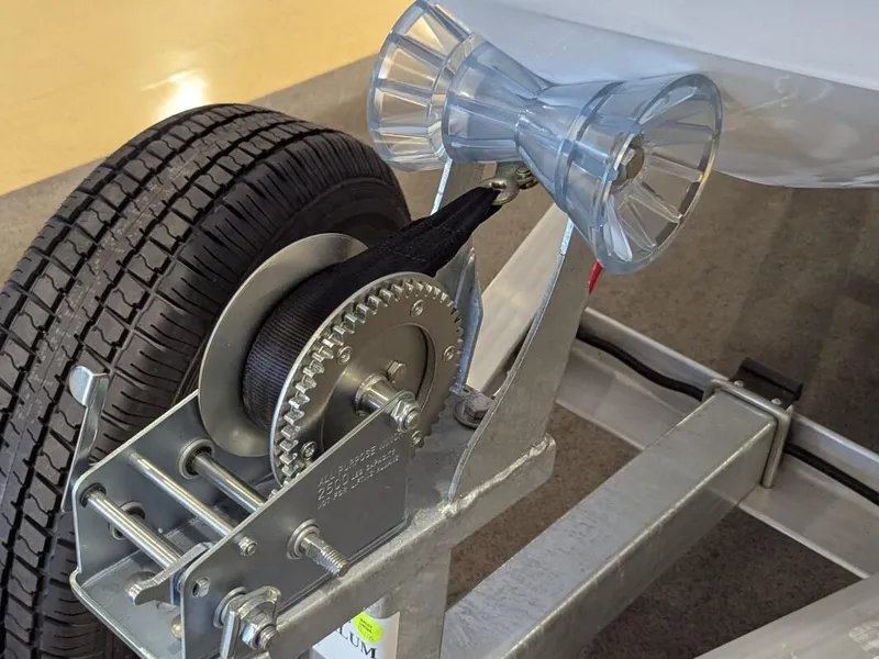 Slide: The Image of Action Craft 17 FLYFISHER 2026 - 15