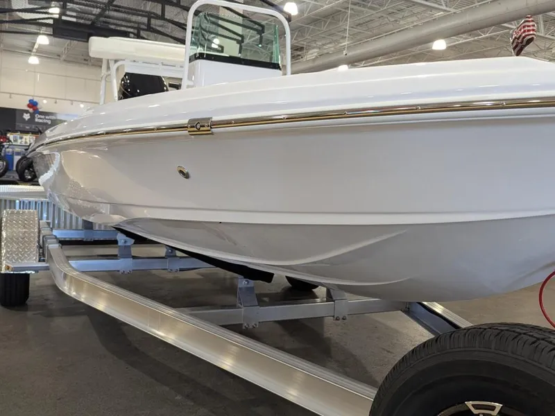 Slide: The Image of Action Craft 17 FLYFISHER 2026 - 19