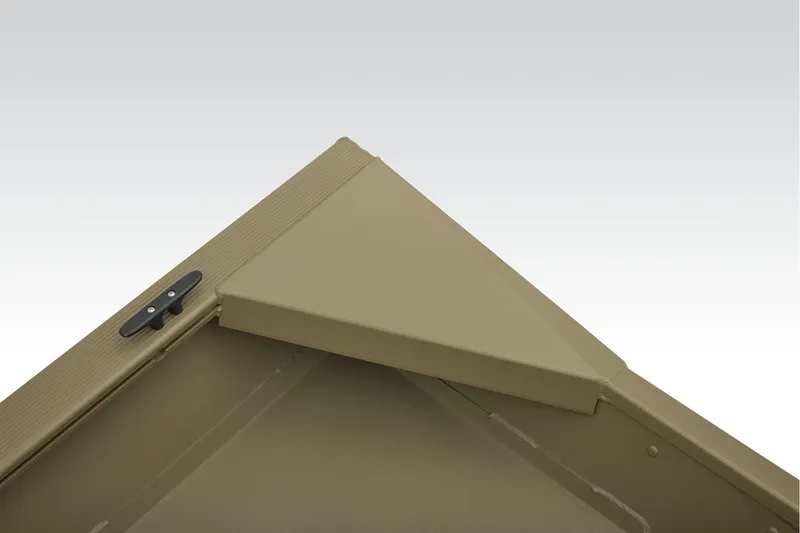 Slide: The Image of 2025 Tracker GRIZZLY 2072 Utility boat detail, featuring a beige metal corner. - 11