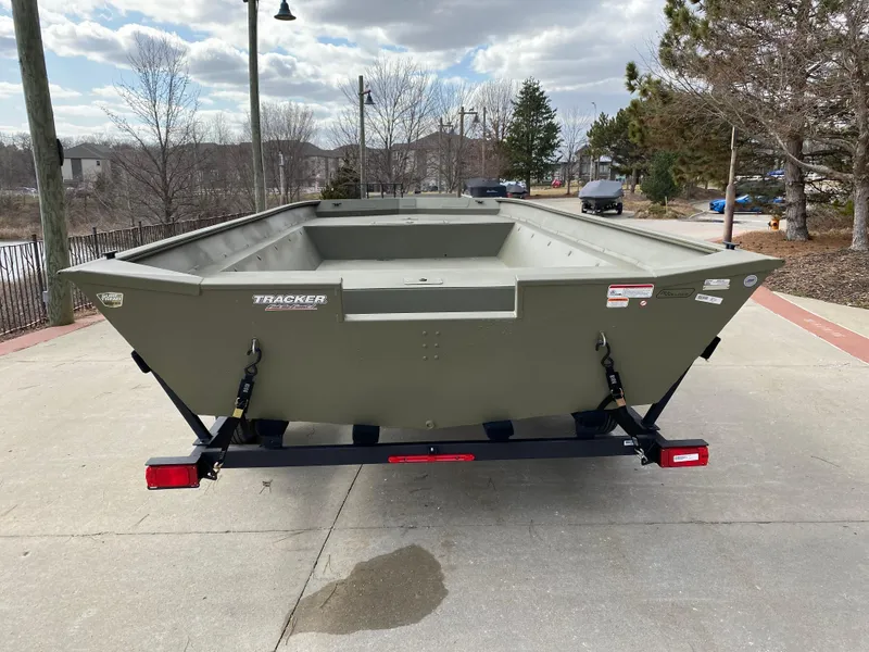 Slide: The Image of 2025 Tracker GRIZZLY 2072 Utility boat, top view, spacious interior, olive green color. - 3