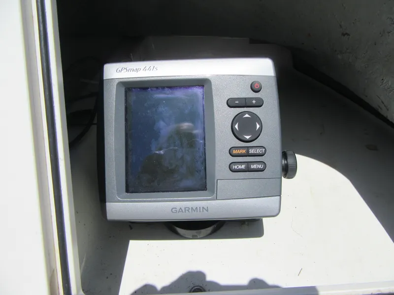 Slide: The Image of Garmin GPSmap 441s device on a 2002 Fish Hawk 210 WA boat. - 17