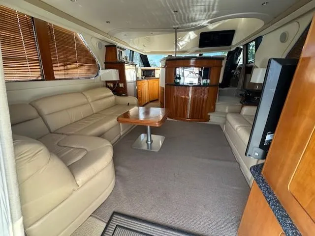 Slide: The Image of Interior of 2000 Carver 450 Voyager Pilothouse yacht. - 35