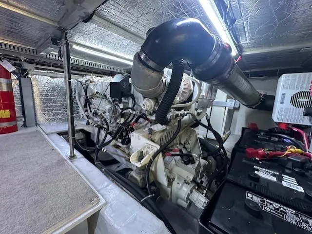 Slide: The Image of Carver Yachts 450 Voyager Pilothouse 2000 - 56