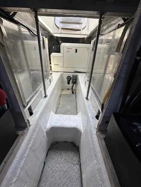 Slide: The Image of Carver Yachts 450 Voyager Pilothouse 2000 - 63