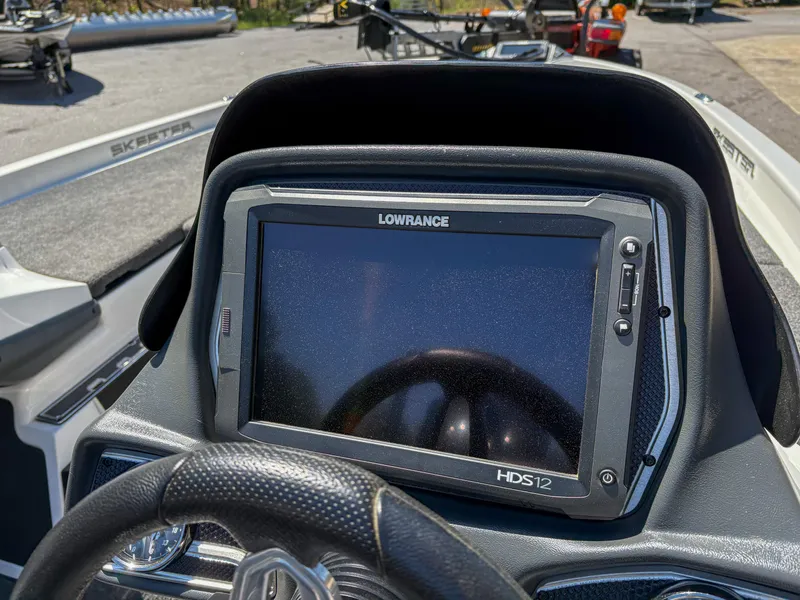 Slide: The Image of Lowrance HDS12 fishfinder on 2014 Skeeter FX 21 boat dashboard. - 12