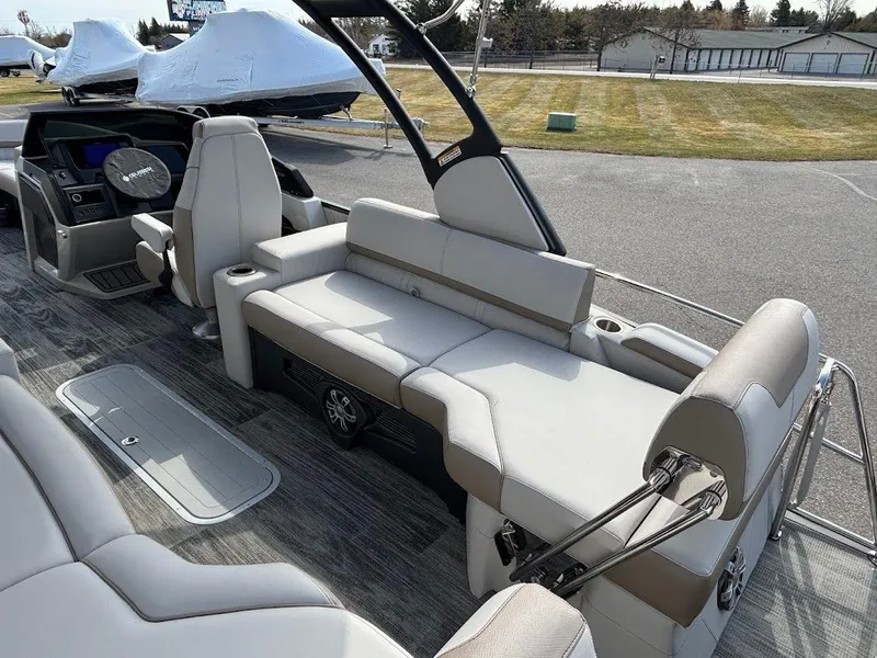 Slide: The Image of 2025 Avalon Catalina Platinum Quad Lounge Shift Windshield 2585 6 - 6