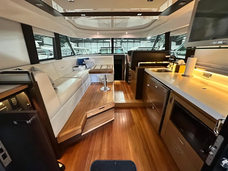 Slide: The Image of Tiara C44 Coupe 2018 - 1