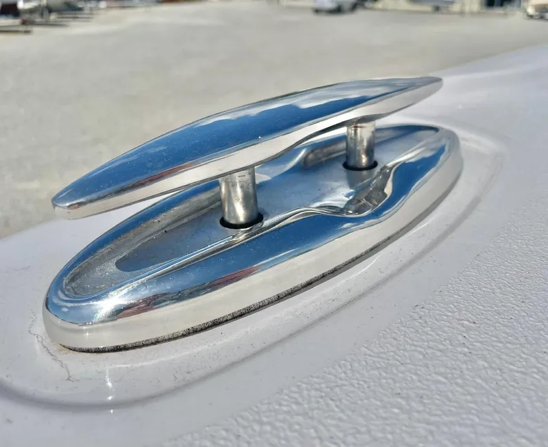 Slide: The Image of Sea Hunt Ultra 305 SE 2024 - 54