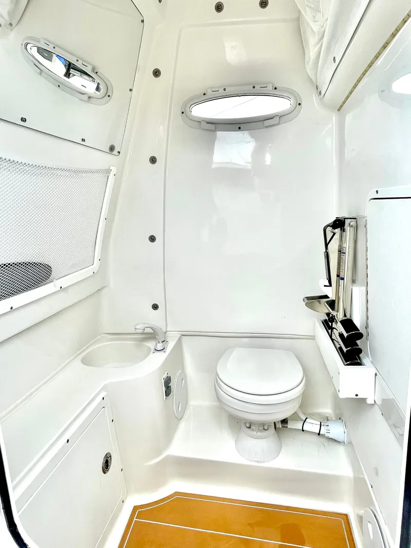 Slide: The Image of Sea Hunt Ultra 305 SE 2024 - 66