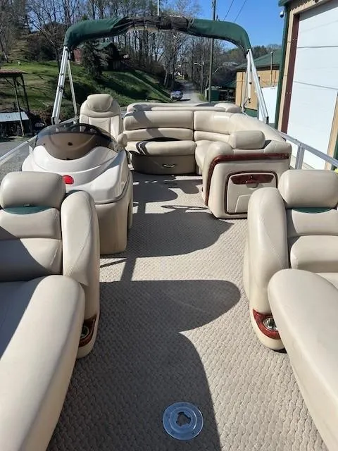 Slide: The Image of 2010 Sun Tracker PARTY BARGE 22 Regency Edition with spacious seating and canopy. - 26