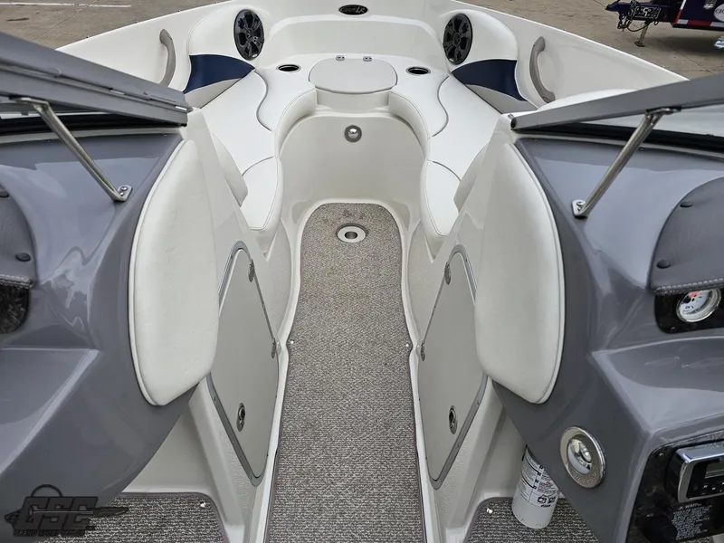 Slide: The Image of Stingray 225 LR 2013 - 69