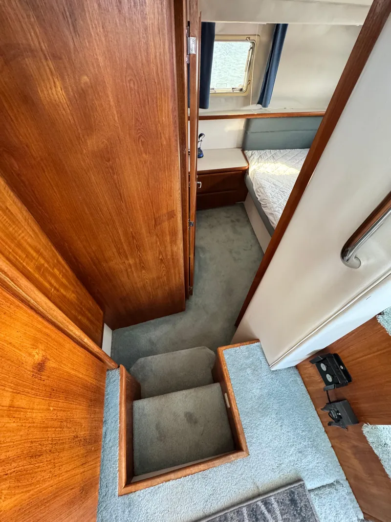 Slide: The Image of Carver 350 Aft Cabin 1994 - 23