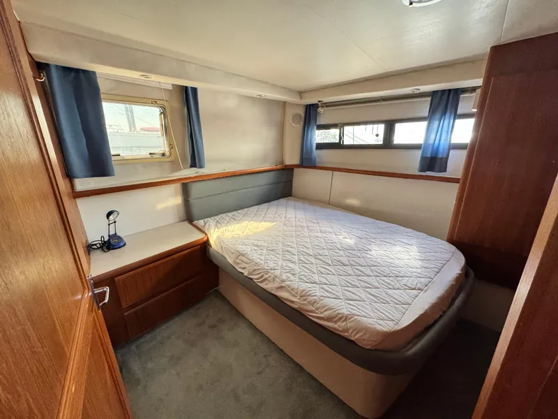 Slide: The Image of Carver 350 Aft Cabin 1994 - 24