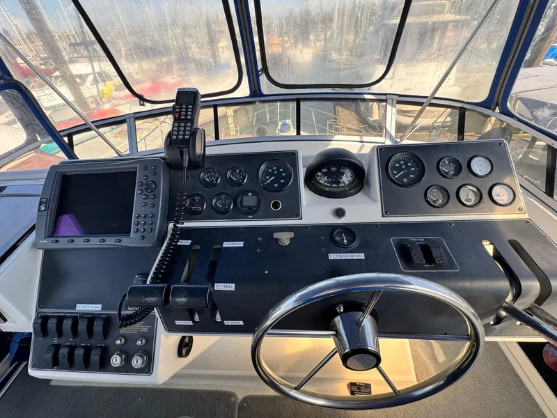 Slide: The Image of Carver 350 Aft Cabin 1994 - 8