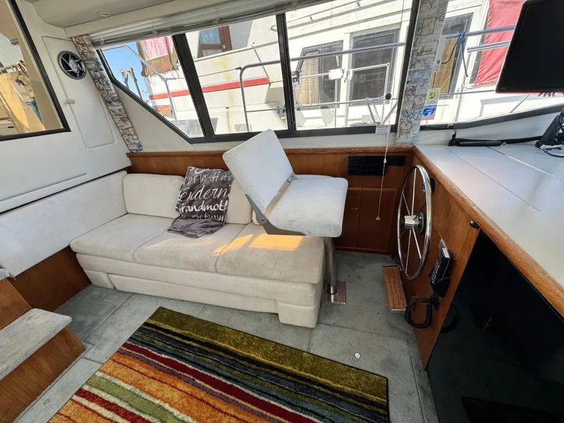 Slide: The Image of Carver Yachts 350 Aft Cabin 1994 - 19