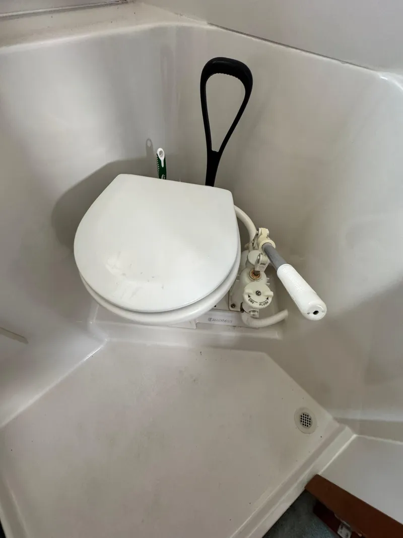 Slide: The Image of Carver Yachts 350 Aft Cabin 1994 - 30