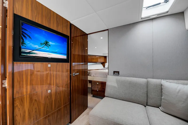 Slide: The Image of Riviera 4800 Sport Yacht 2020 - 65