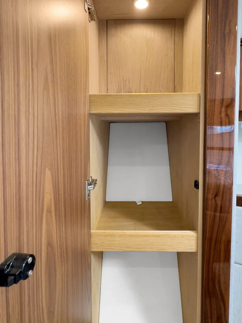 Slide: The Image of Riviera 4800 Sport Yacht 2020 - 70