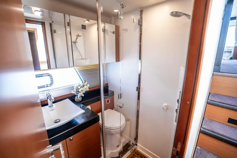 Slide: The Image of Prestige 500 fly 2012 - 55