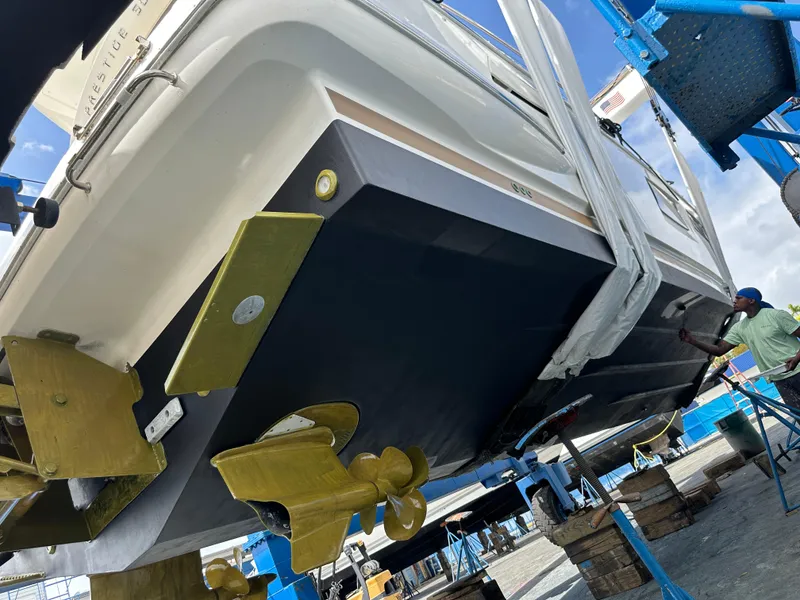 Slide: The Image of Prestige 500 fly 2012 - 75