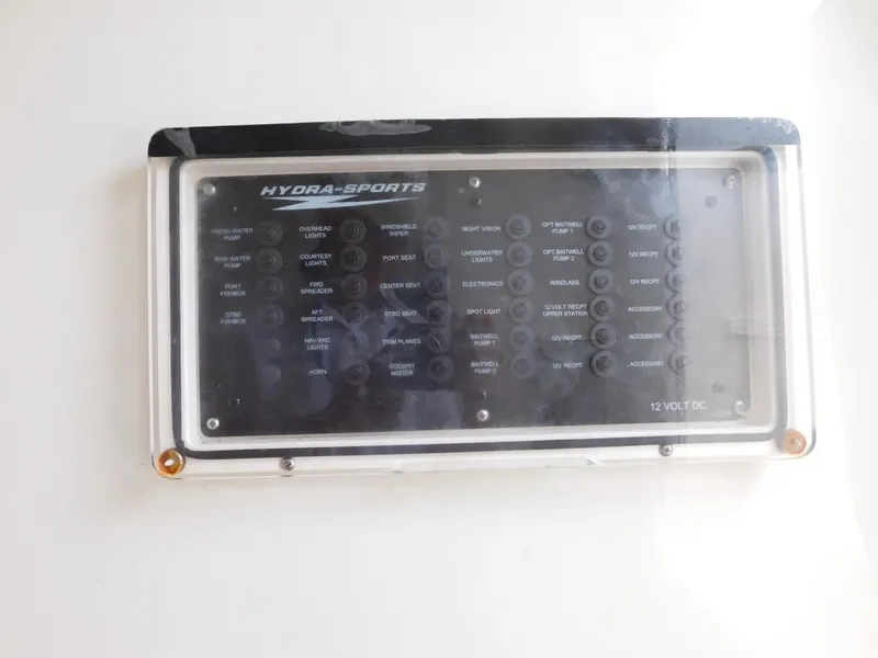 Slide: The Image of Control panel of a 2013 Hydra-Sports 4200 Siesta boat. - 24