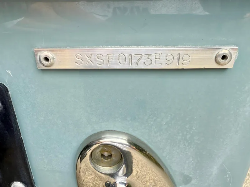 Slide: The Image of 2019 Sea Hunt Gamefish 25 hull identification number plate. - 32