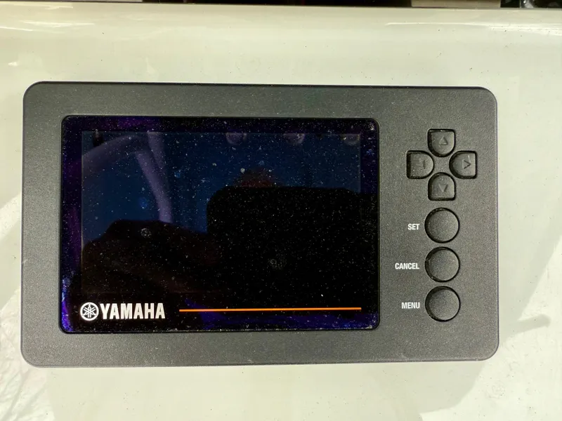 Slide: The Image of Yamaha display panel on 2019 Sea Hunt Gamefish 25 boat dashboard. - 7