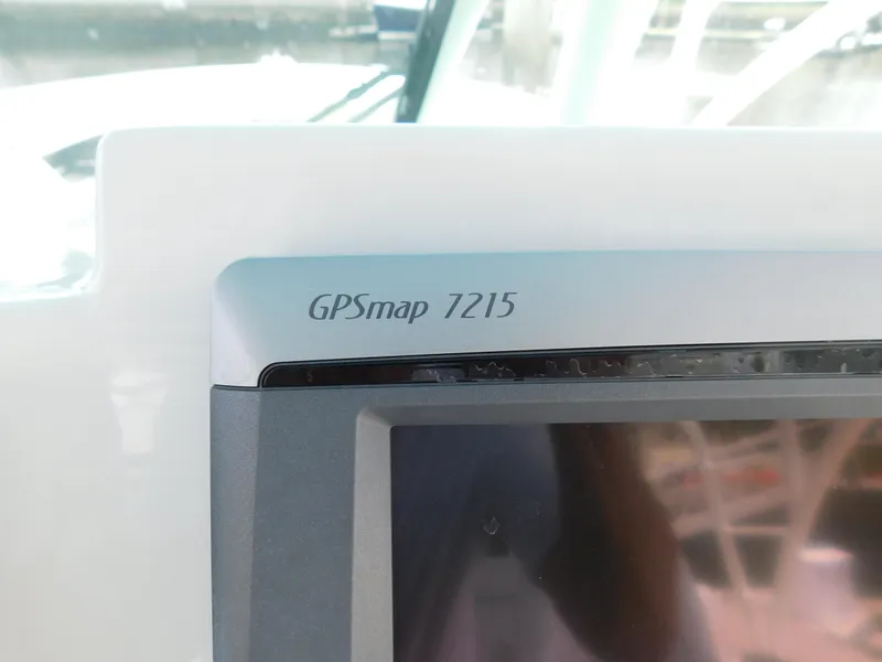 Slide: The Image of GPSmap 7215 display on 2013 Hydra-Sports 4200 Siesta boat dashboard. - 35