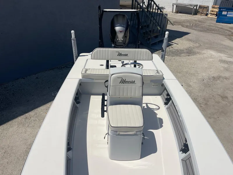 Slide: The Image of 2019 Maverick Mirage 18 HPX-V boat, white interior, outdoor setting. - 10