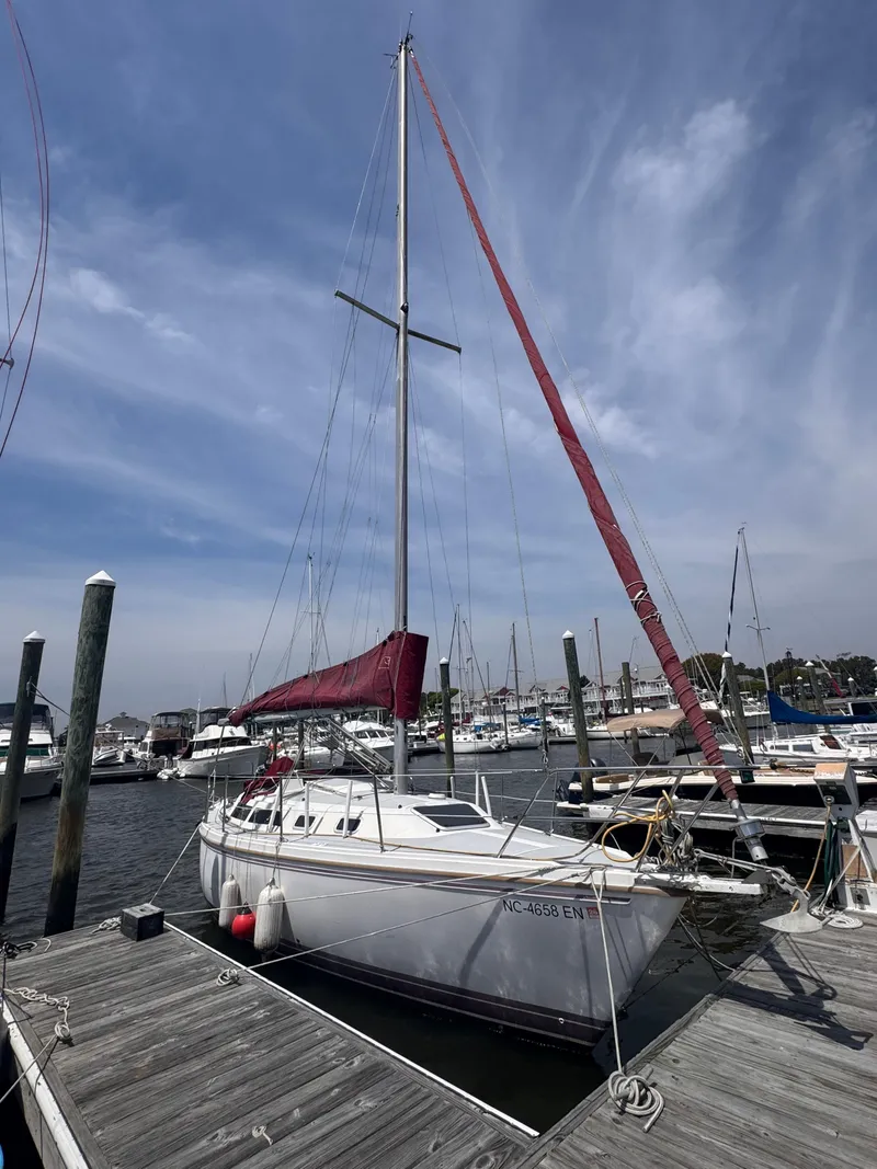 Slide: The Image of Catalina 30 Tall Rig 1990 - 3