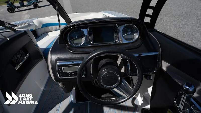 Slide: The Image of Malibu MX22 2013 - 18