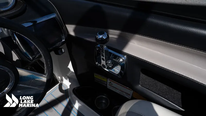 Slide: The Image of Malibu MX22 2013 - 19