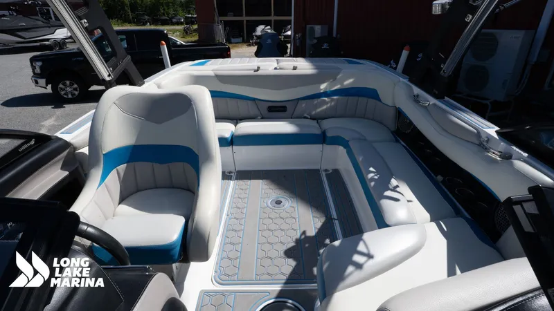 Slide: The Image of Malibu MX22 2013 - 23