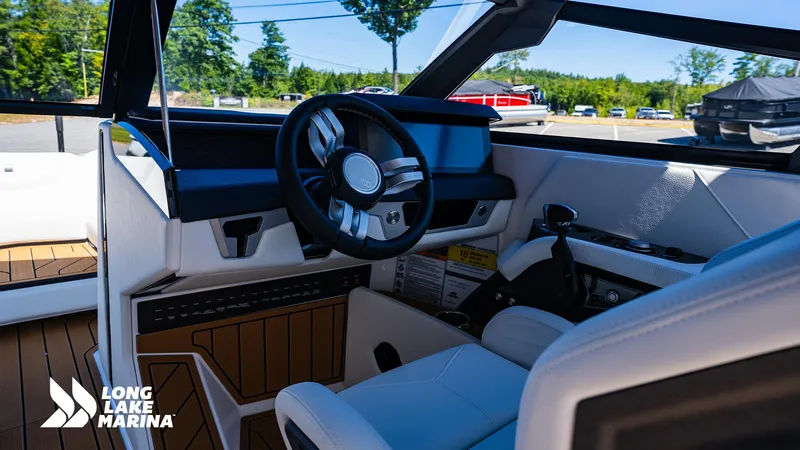 Slide: The Image of Nautique G23 2025 - 15