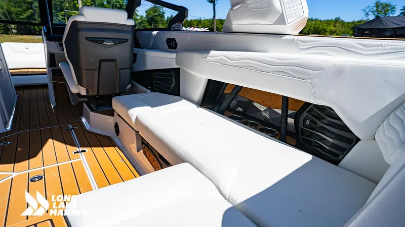 Slide: The Image of Nautique G23 2025 - 5