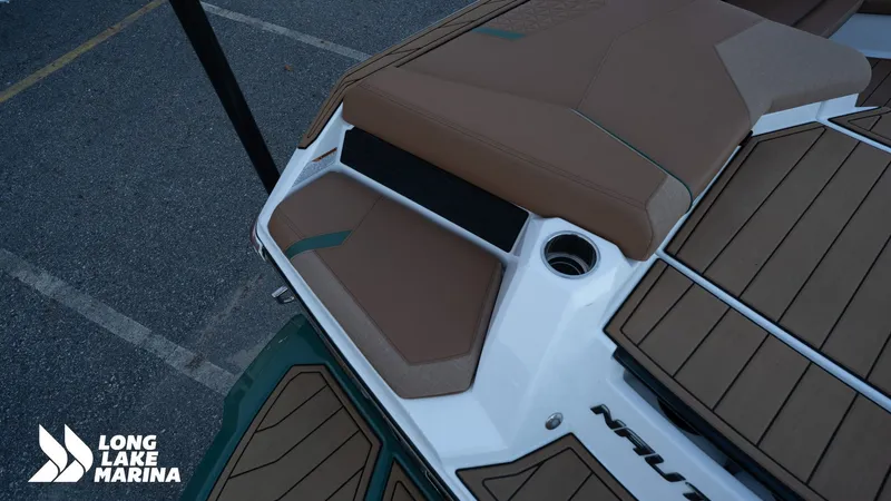 Slide: The Image of Correct Craft Super Air Nautique GS20 2025 - 11