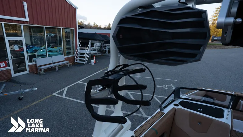 Slide: The Image of Correct Craft Super Air Nautique GS20 2025 - 13