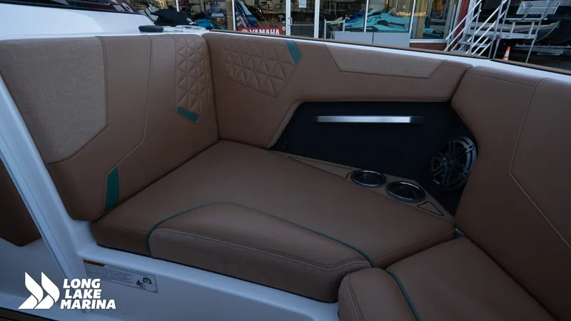 Slide: The Image of Correct Craft Super Air Nautique GS20 2025 - 21