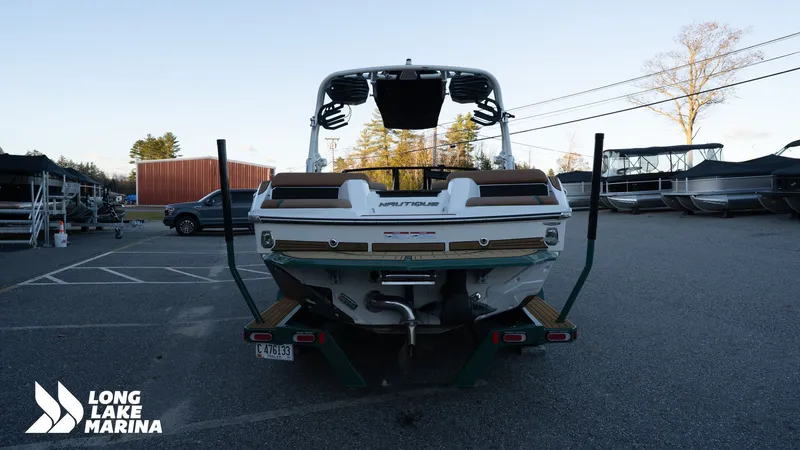 Slide: The Image of Correct Craft Super Air Nautique GS20 2025 - 7